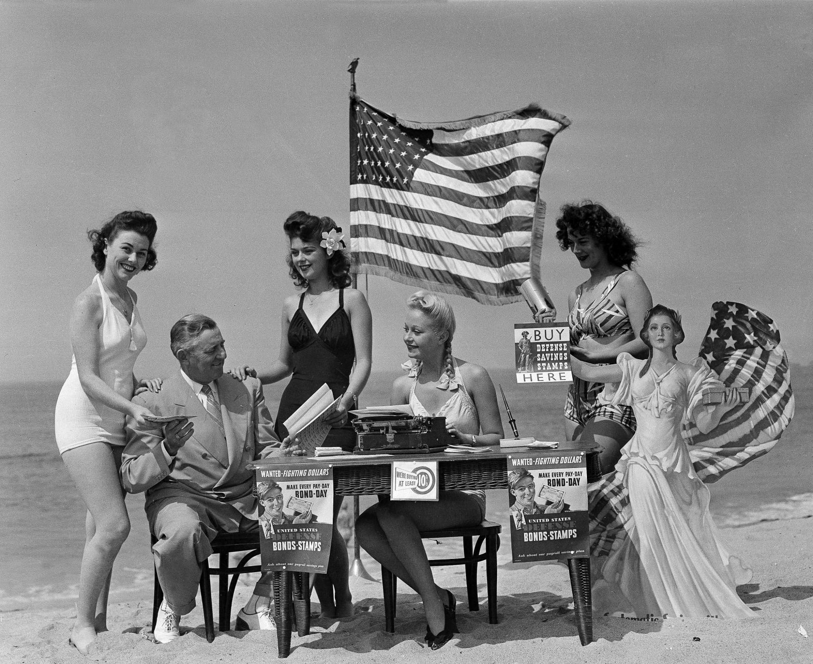 1942: U.S. War Bond Drive